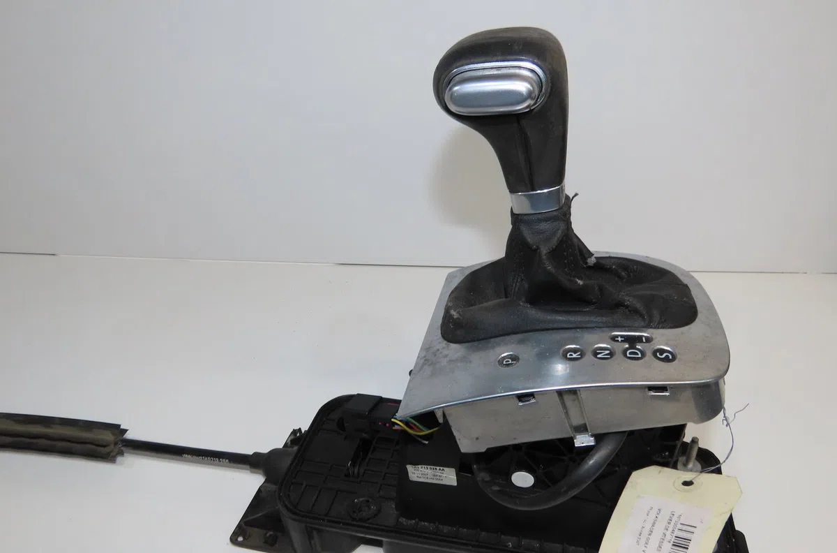 Levier de vitesses Volkswagen GOLF V (1K1) 2.0 tdi 16v (2003-2008) occasion