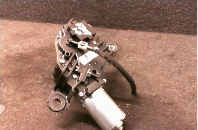 Mecanisme essuie-glace arrière Volkswagen GOLF V (1K1) 1.9 tdi (2003-2008) 5 portes occasion