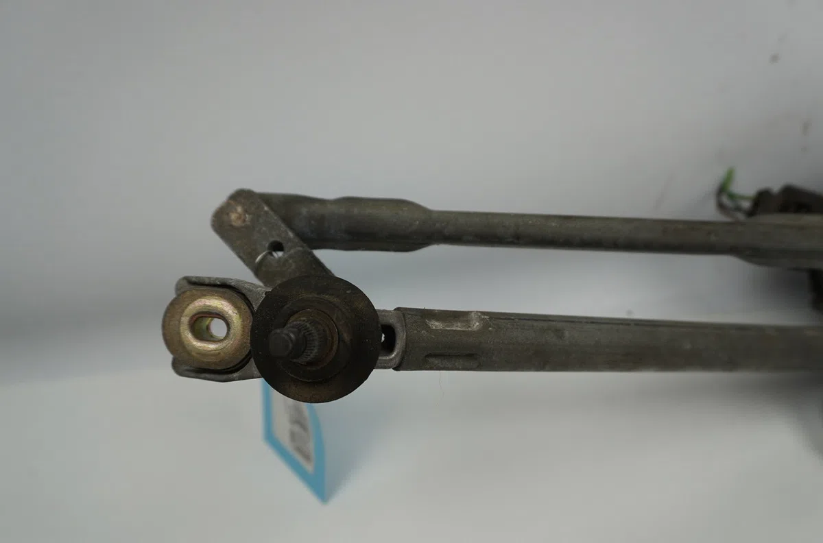 Mecanisme essuie-glace avant Audi A4 B5 (8D2) 1.9 tdi (1995-2000) occasion
