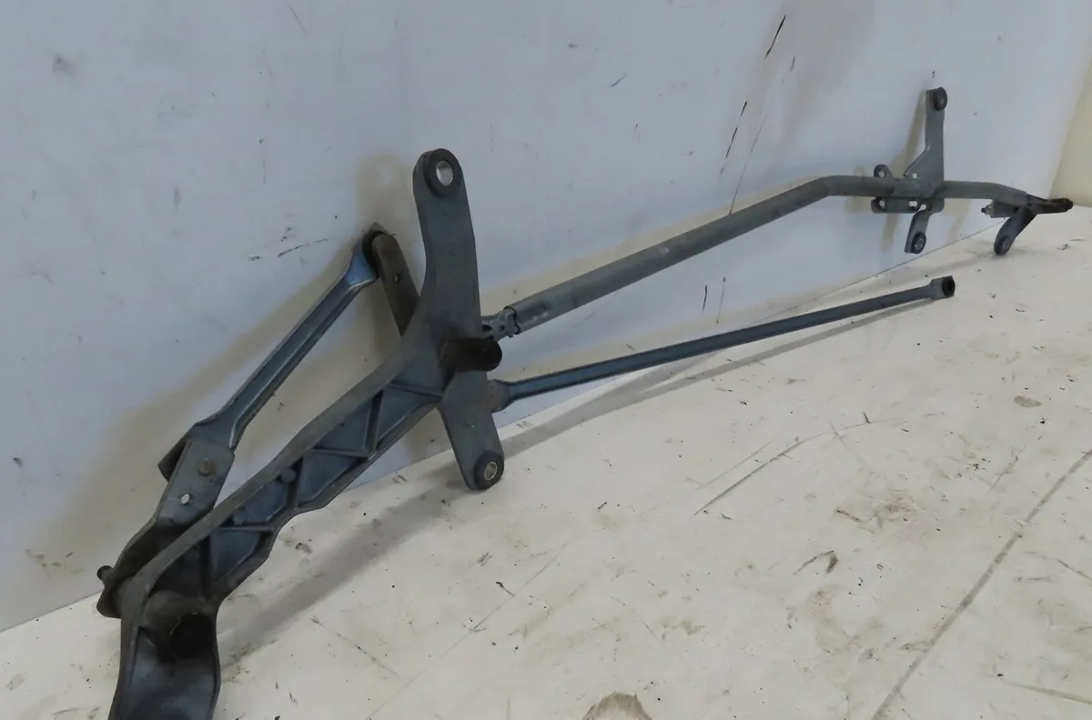 Mecanisme essuie-glace avant Mercedes-benz VITO - MIXTO Camionnette (W639) 109 cdi (639.601, 639.603, 639.605) (2003) oc