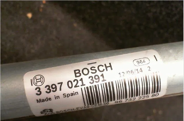 Mecanisme essuie-glace avant Peugeot 208 I (CA_, CC_) 1.4 hdi (2012) 3 portes occasion