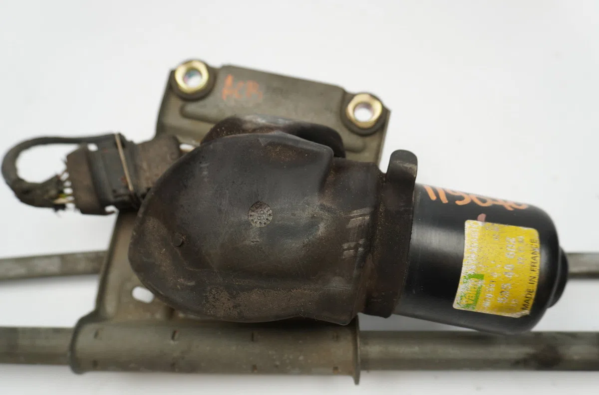 Mecanisme essuie-glace avant Peugeot 406 (8B) 1.6 (1995-2004) occasion