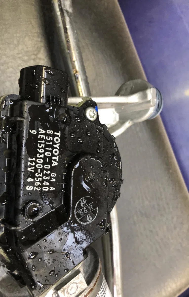 Mecanisme essuie-glace avant TOYOTA AURIS 2 PHASE 2 BREAK occasion