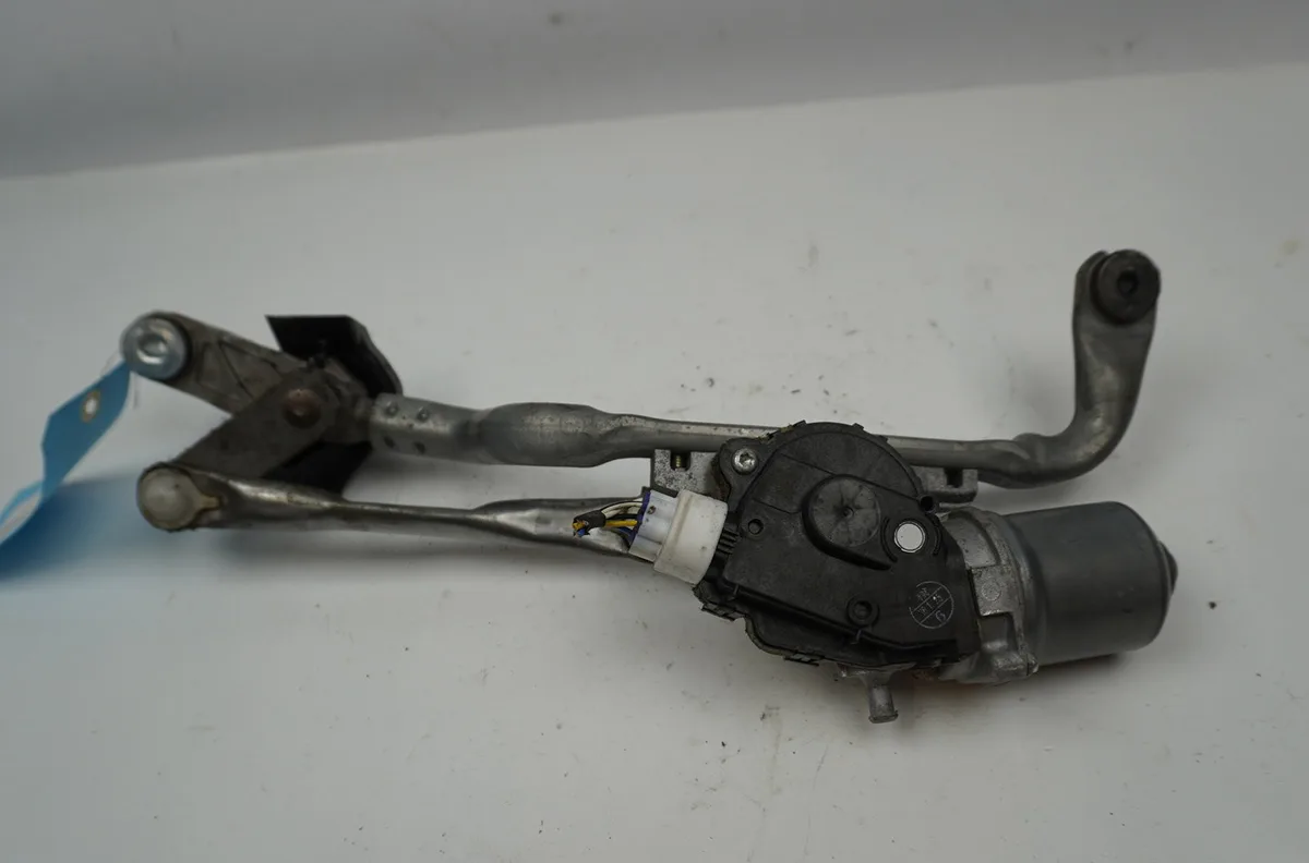 Mecanisme essuie-glace avant Toyota YARIS (_P13_) 1.3 (nsp130_) (2011) occasion