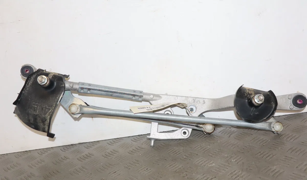 Mecanisme essuie-glace avant Toyota YARIS (_P21_, _PA1_, _PH1_) 1.5 hybrid (mxph10, mxph11) (2020) 5 portes occasion