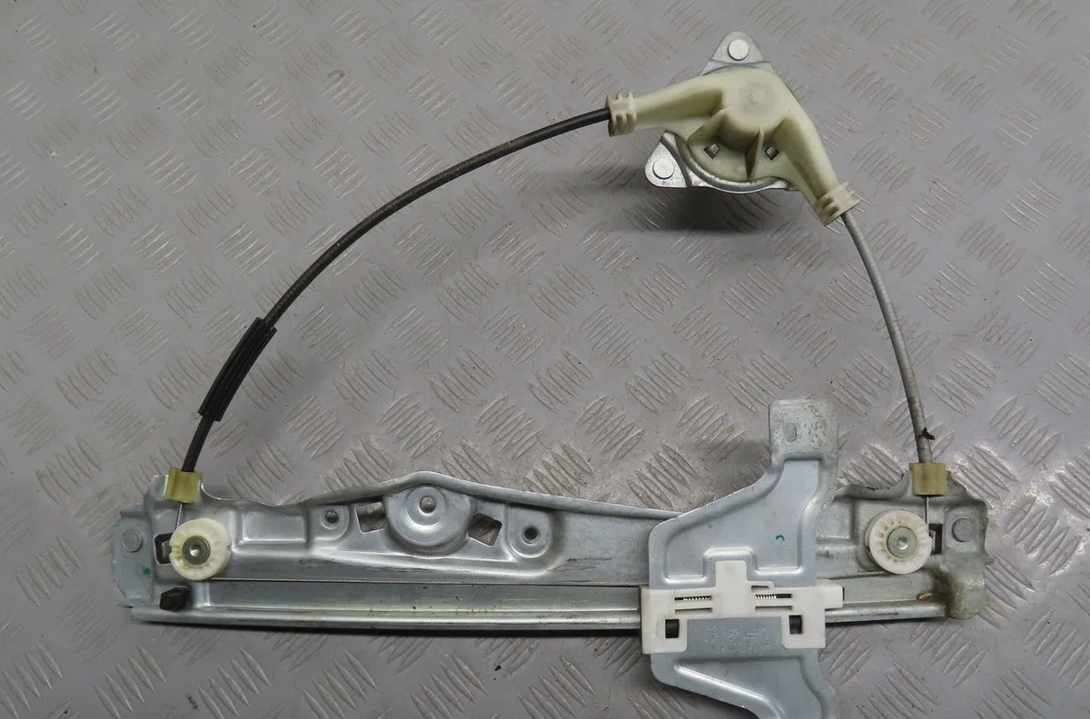 Mecanisme leve-glace arrière droit Citroen C3 III (SX) 1.6 bluehdi 75 (2016) occasion