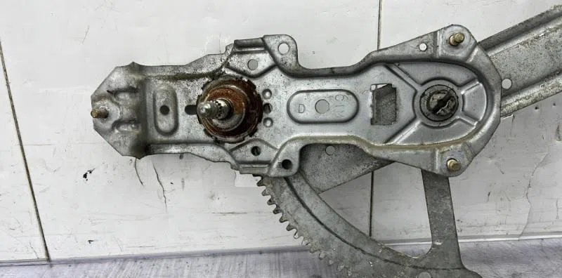 Mecanisme leve-glace arrière droit PEUGEOT 205 PHASE 2 occasion