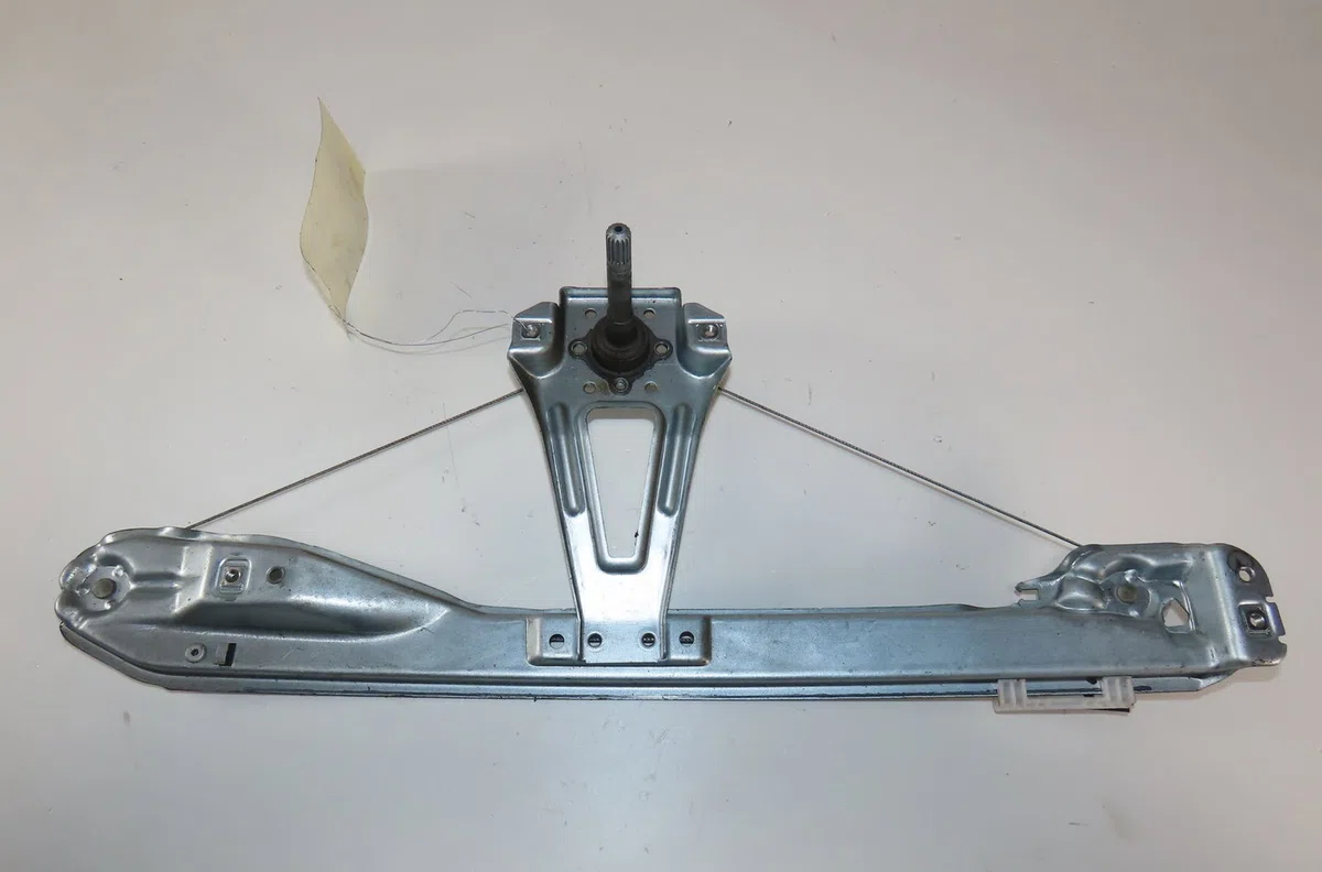 Mecanisme leve-glace arrière droit Renault CLIO III (BR0-1, CR0-1) 1.2 16v (br02, br0j, br11, cr02, cr0j, cr11) (2005-20