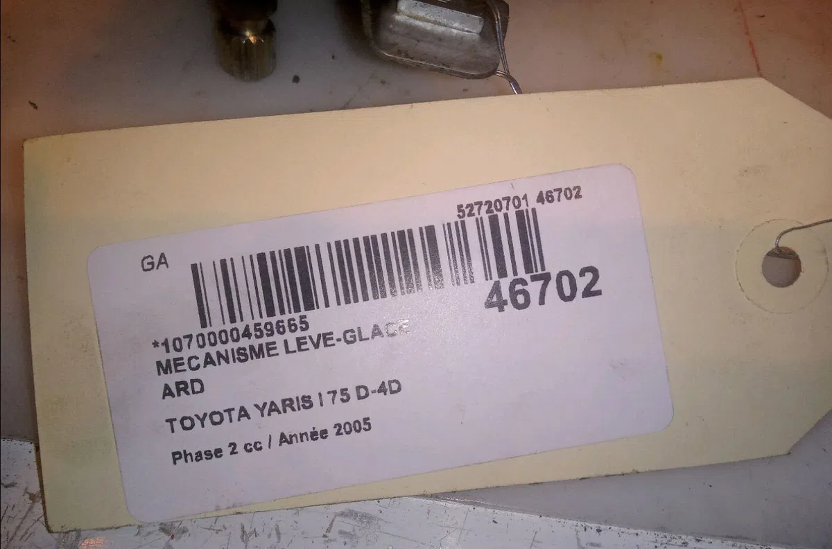 Mecanisme leve-glace arrière droit Toyota YARIS (_P1_) 1.4 d-4d (nlp10_) (2001-2005) occasion