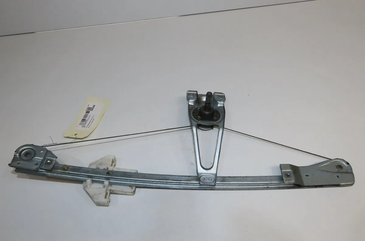 Mecanisme leve-glace arrière droit Volkswagen POLO (6N2) 1.4 (1999-2001) 5 portes occasion