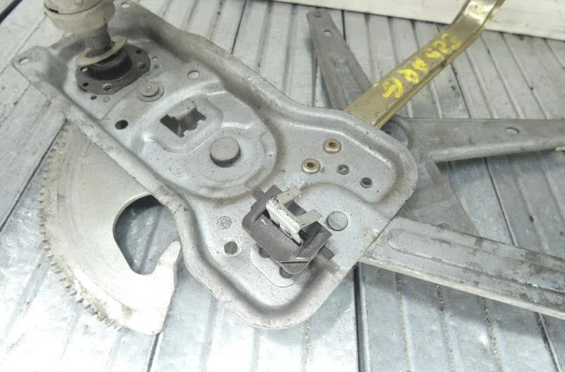 Mecanisme leve-glace arrière gauche BMW SERIE 5 E34 occasion