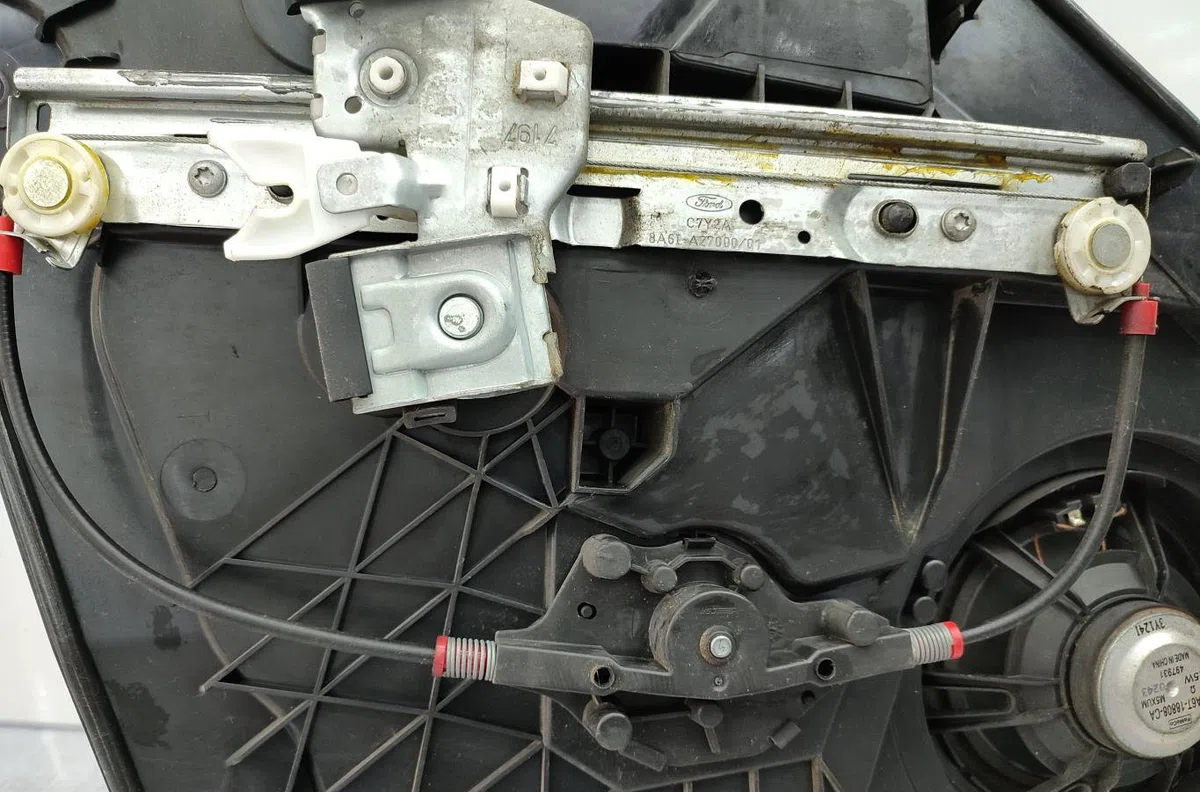 Mecanisme leve-glace arrière gauche FORD FIESTA 6 PHASE 2 occasion