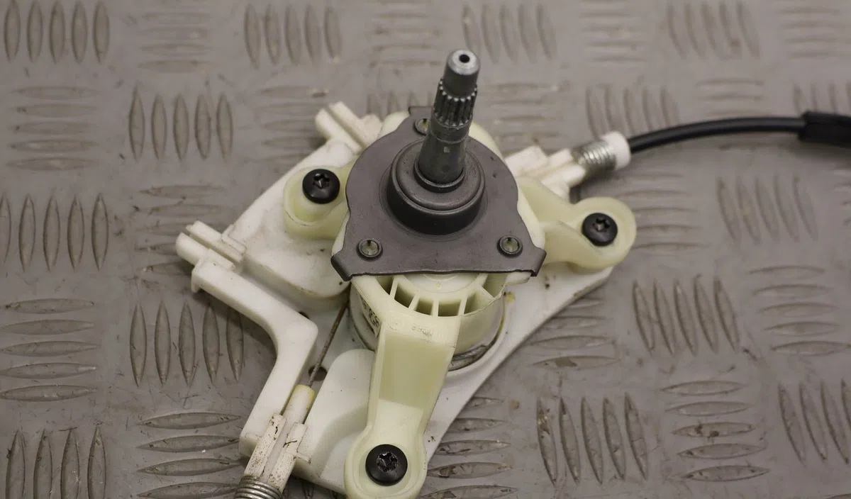 Mecanisme leve-glace arrière gauche Peugeot 407 (6D_) 1.8 (6d6fzb) (2004-2005) occasion