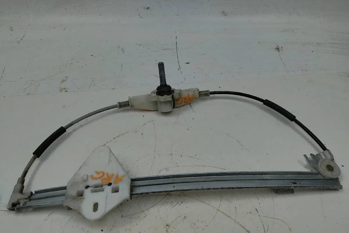 Mecanisme leve-glace arrière gauche Renault MEGANE I Break (KA0-1_) 1.4 16v (ka0d, ka1h, ka0w, ka10) (1999-2003) occasio