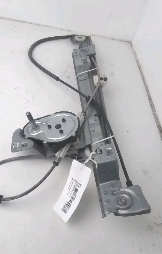 Mécanisme lève-glace avant droit Renault KANGOO Express (FW0-1_) 1.5 dci 75 (fw07, fw10, fw04) (2010) 4 portes occasion
