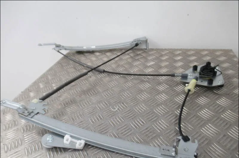 Mécanisme lève-glace avant gauche Alfa romeo MITO (955_) 1.6 jtdm (955axc1b) (2008-2015) occasion