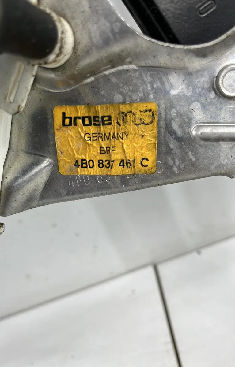 Mécanisme lève-glace avant gauche AUDI A6 2 PHASE 1 occasion