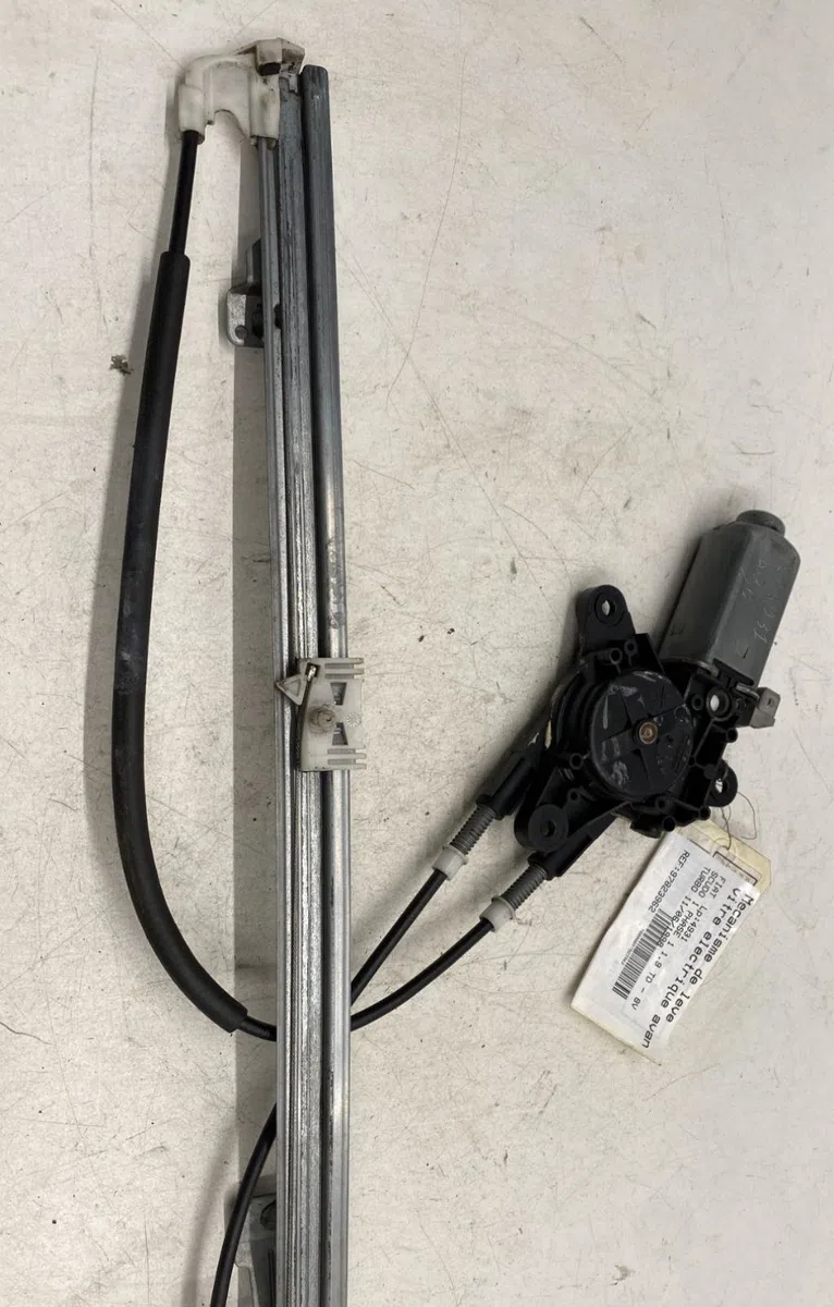 Mécanisme lève-glace avant gauche Fiat SCUDO Camionnette (220_) 1.9 td (1998-2006) occasion
