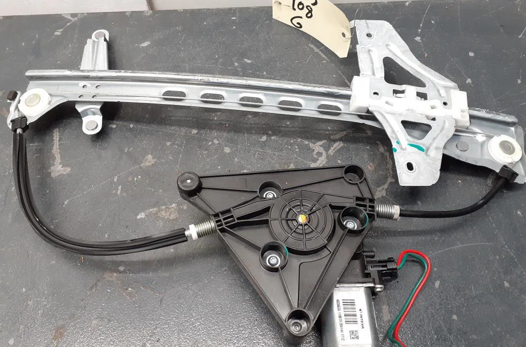 Mécanisme lève-glace avant gauche Peugeot 108 1.0 vti 72 (2018) occasion
