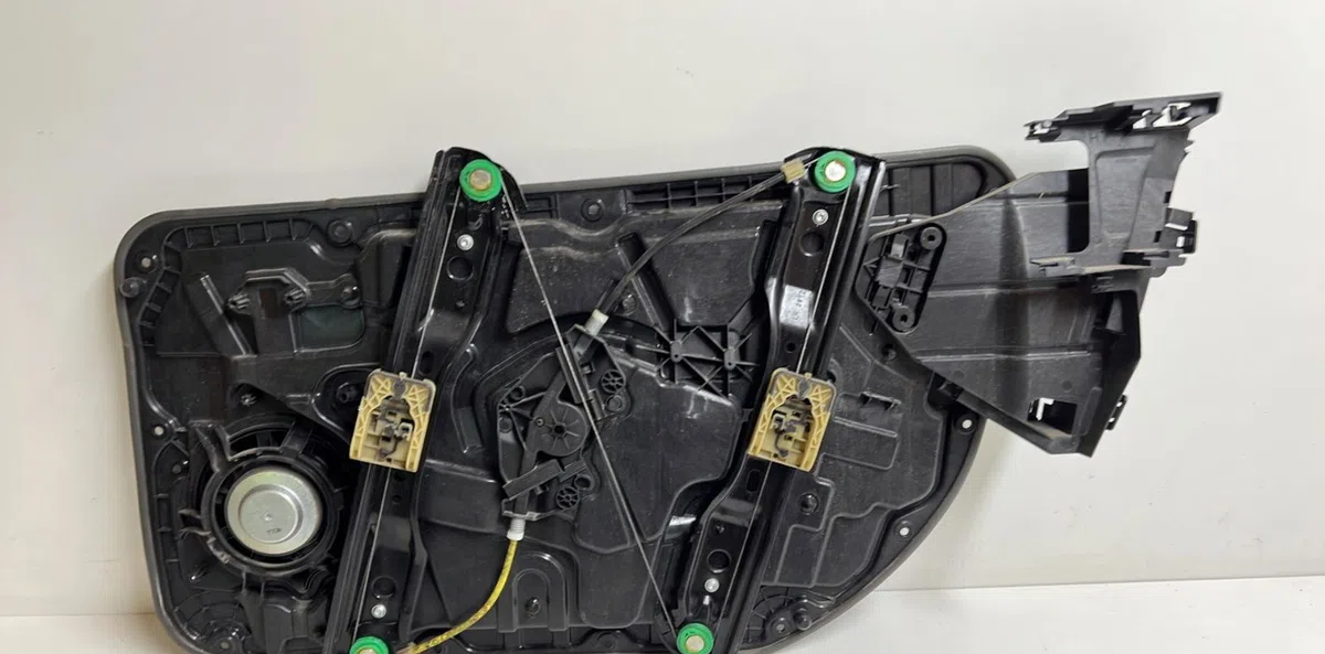 Mécanisme lève-glace avant gauche Volvo V40 3-5 portes (525) D3 (2012-2015) occasion