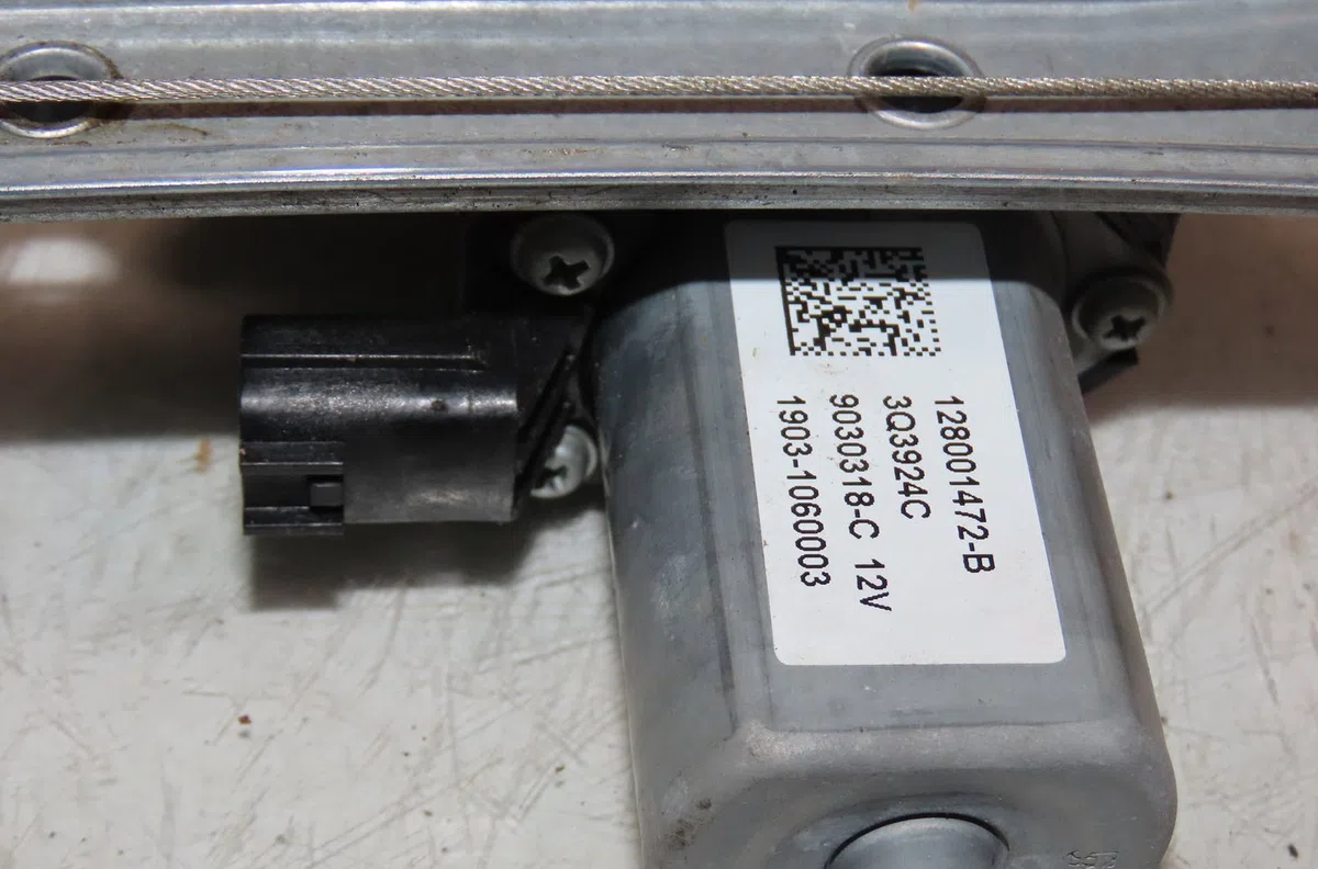 Mecanisme+moteur leve-glace arg RENAULT CAPTUR 2015 occasion
