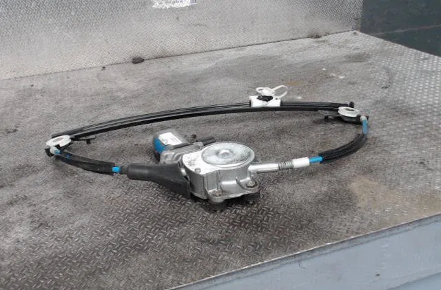 Mecanisme moteur lève-glace avant droit Alfa romeo 147 (937_) 1.9 jtd (937.axd1a, 937.bxd1a) (2001-2010) occasion