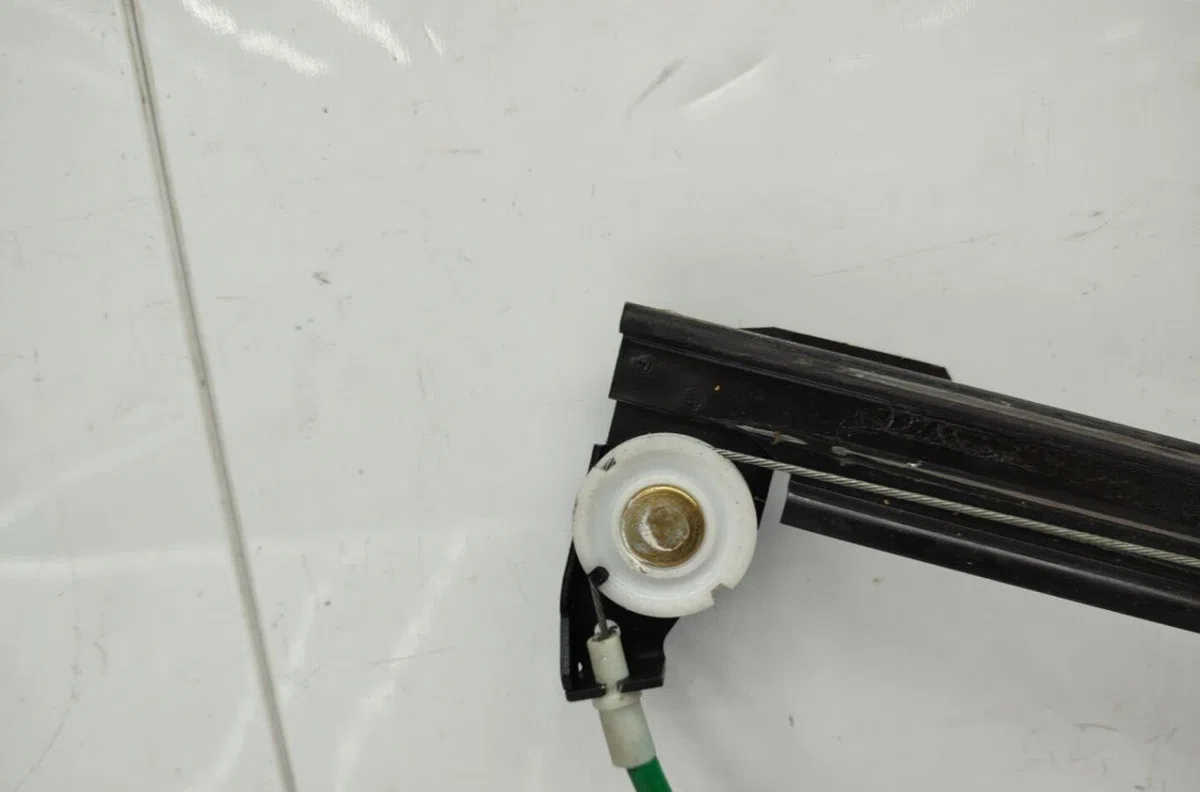 Mecanisme  moteur lève-glace avant droit ALFA ROMEO 147 PHASE 1 occasion