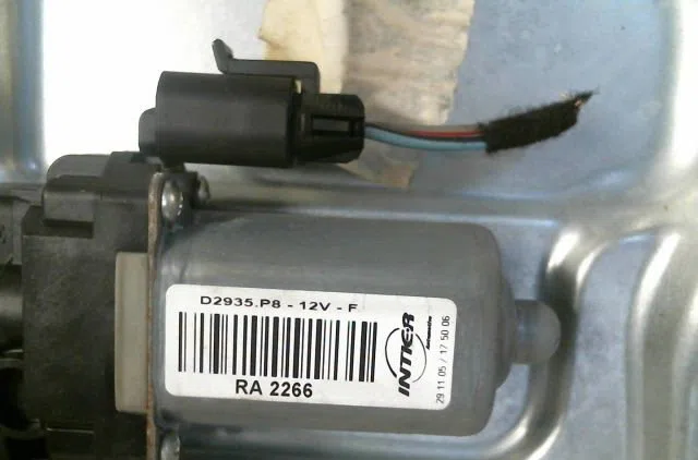 Mecanisme  moteur lève-glace avant droit Alfa romeo 159 (939_) 2.4 jtdm (939axd12, 939axd1b) (2005-2011) occasion