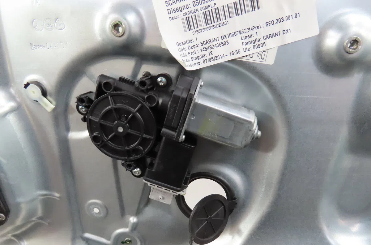 Mecanisme  moteur lève-glace avant droit Alfa romeo GIULIETTA (940_) 1.6 jtdm (940fxd1a) (2010-2016) 5 portes occasion