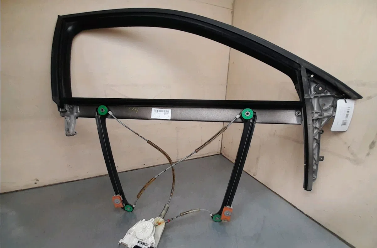Mecanisme moteur lève-glace avant droit Audi A3 (8P1) 1.9 tdi (2003-2010) 3 portes occasion