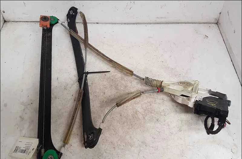 Mecanisme  moteur lève-glace avant droit AUDI A3 II occasion
