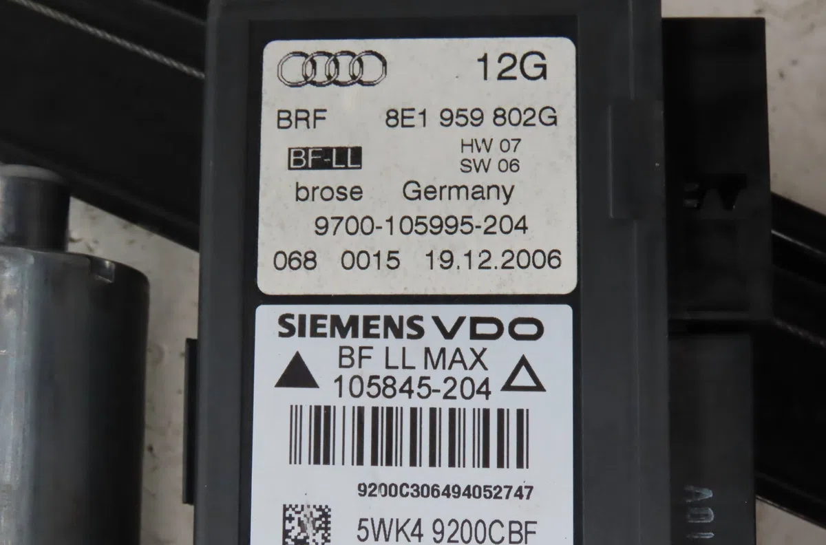 Mecanisme  moteur lève-glace avant droit Audi A4 B7 (8EC) 2.7 tdi (2006-2008) occasion