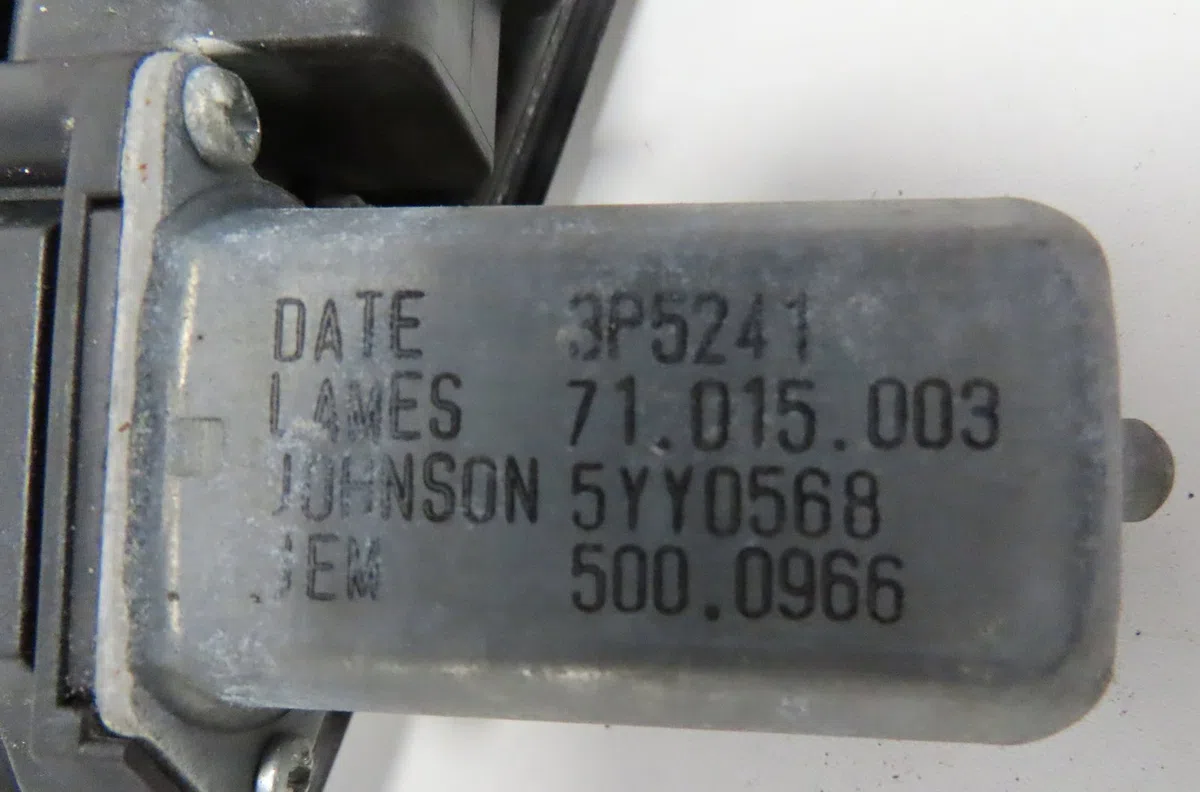 Mecanisme  moteur lève-glace avant droit Bmw 1 (F20) 118 d (2011-2015) occasion