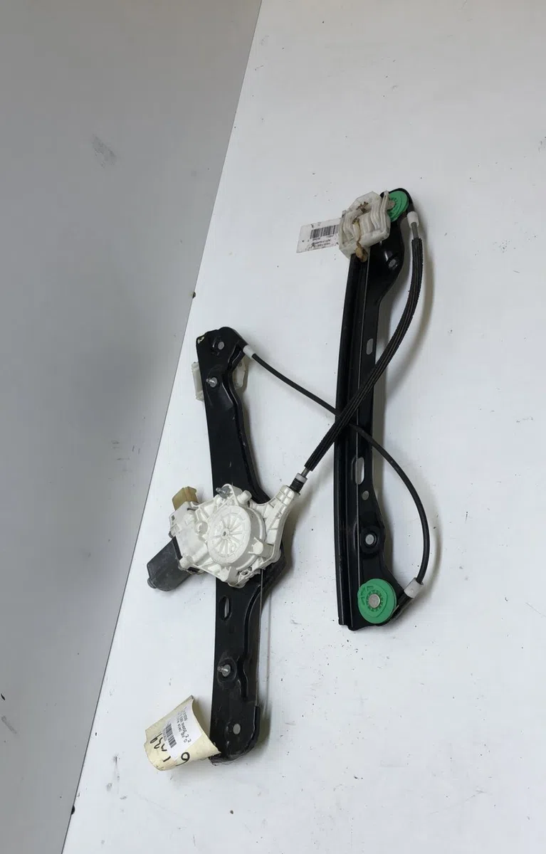 Mecanisme  moteur lève-glace avant droit Bmw 3 (E90) 316 d (2009-2011) occasion