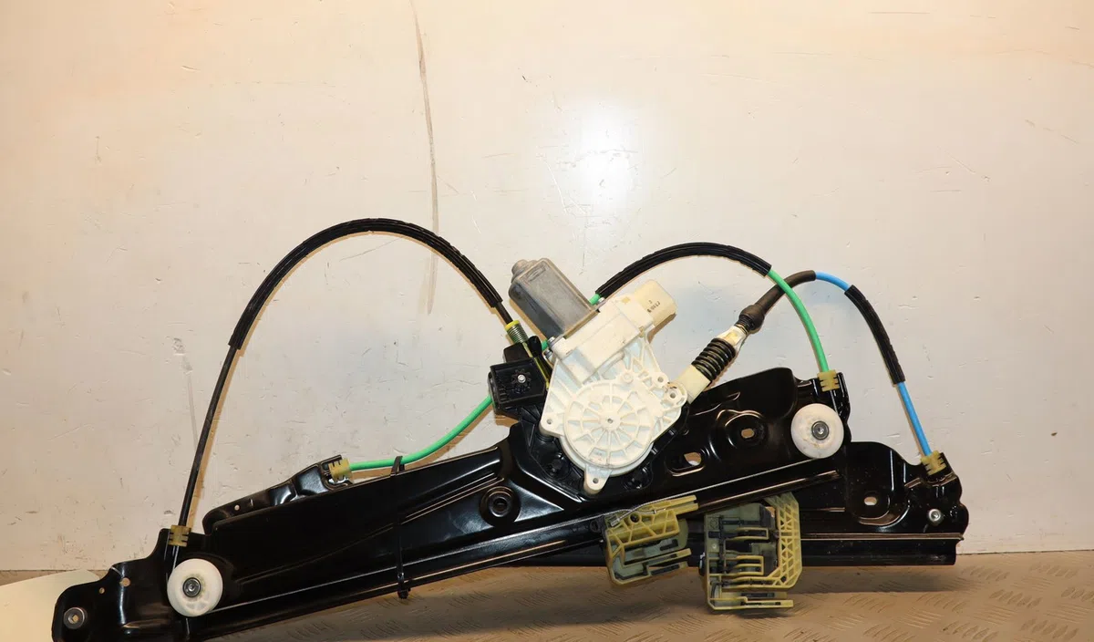 Mecanisme  moteur lève-glace avant droit Bmw 5 (F10) 530 d xdrive (2011-2016) occasion
