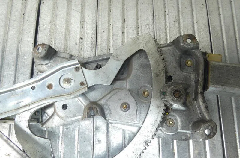 Mecanisme  moteur lève-glace avant droit BMW SERIE 3 E36 occasion