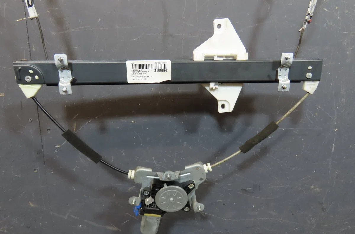 Mecanisme moteur lève-glace avant droit Chevrolet CAPTIVA (C100, C140) 2.0 d 4wd (2006-2009) occasion