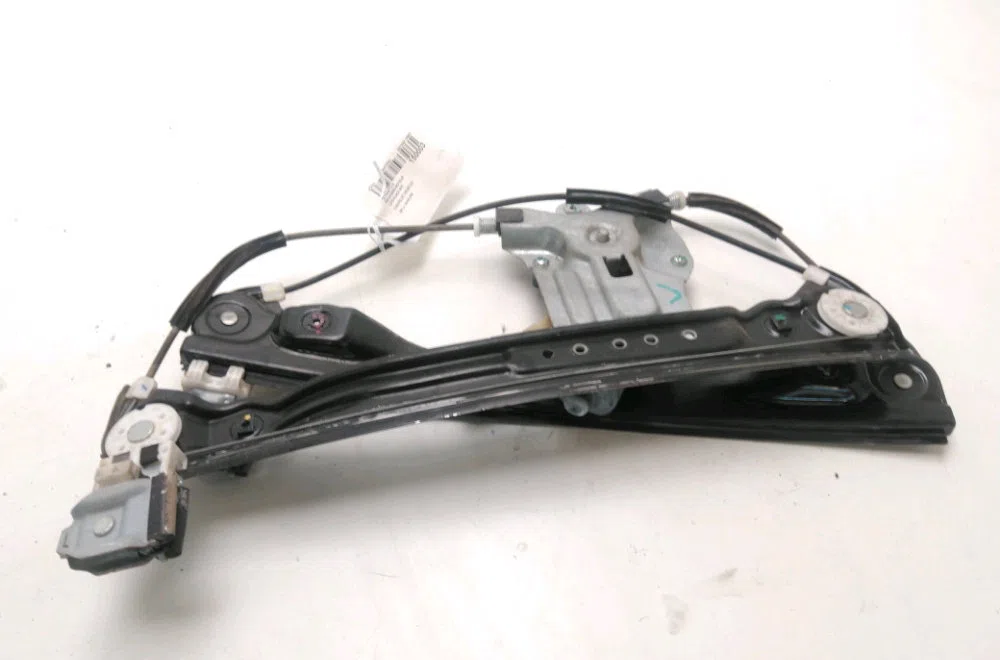 Mecanisme  moteur lève-glace avant droit Chevrolet CRUZE (J300) 2.0 cdi (2010) occasion