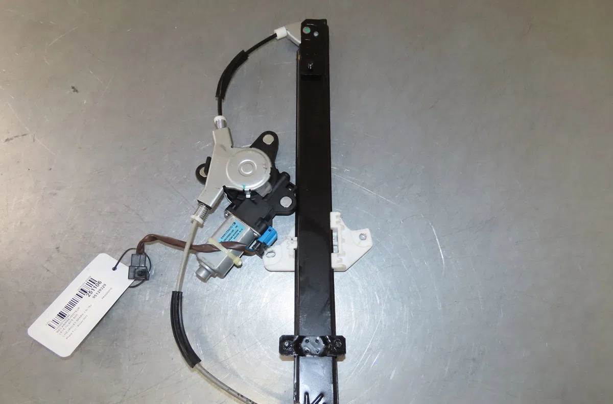 Mecanisme moteur lève-glace avant droit Chevrolet SPARK (M300) 1.0 (2010) 5 portes occasion