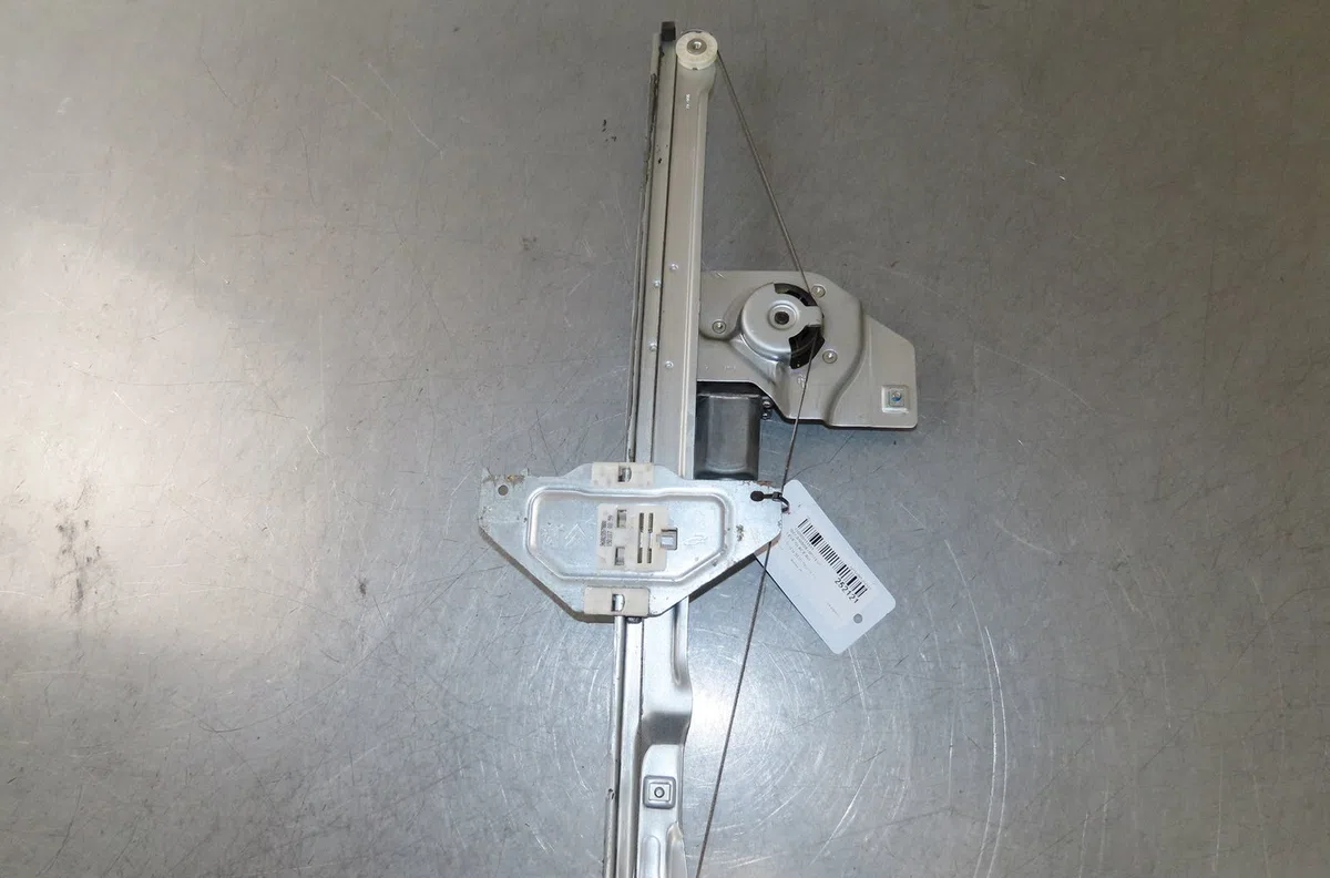 Mecanisme  moteur lève-glace avant droit Citroen BERLINGO MULTISPACE (B9) 1.6 hdi 90 (2010) occasion