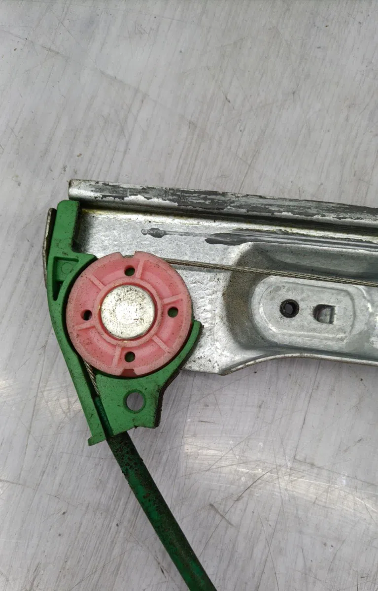 Mecanisme  moteur lève-glace avant droit CITROEN C2 PHASE 1 occasion