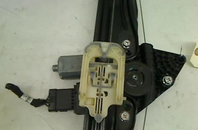 Mecanisme  moteur lève-glace avant droit Citroën C3 AIRCROSS II (2R_, 2C_) 1.2 puretech 110 (2rhnzb, 2rhnzw, 2rhnpx, 2rh