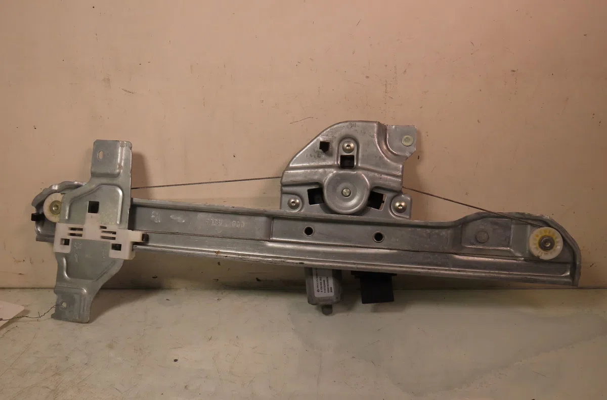 Mecanisme  moteur lève-glace avant droit Citroën C3 III (SX) 1.2 thp 110 (2016) occasion