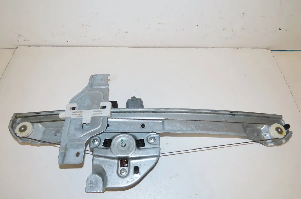 Mecanisme  moteur lève-glace avant droit Citroen C3 III (SX) 1.2 vti 82 (2016) occasion
