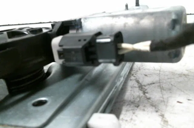 Mecanisme  moteur lève-glace avant droit Citroën C3 III (SX) 1.6 bluehdi 75 (2016) occasion