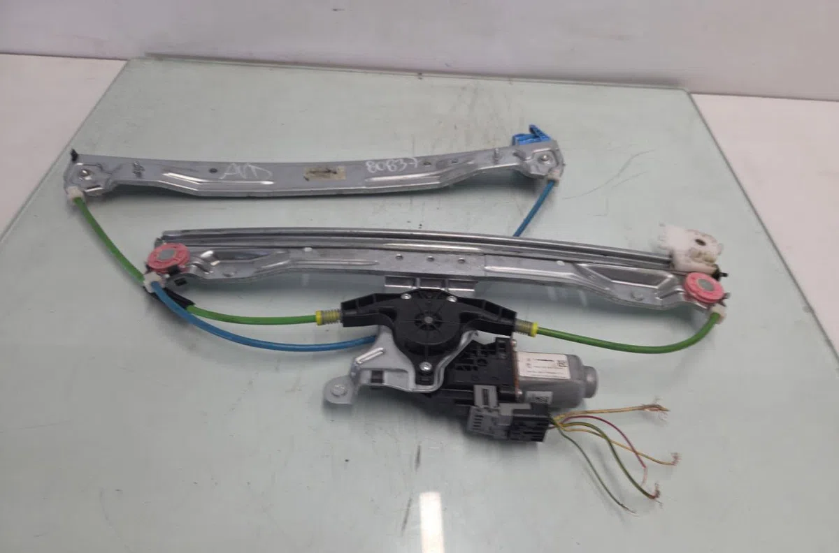 Mecanisme  moteur lève-glace avant droit CITROEN C3 PICASSO PHASE 1 occasion