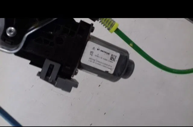 Mecanisme  moteur lève-glace avant droit Citroen C3 PICASSO (SH_) 1.6 hdi 90 (2010) 5 portes occasion