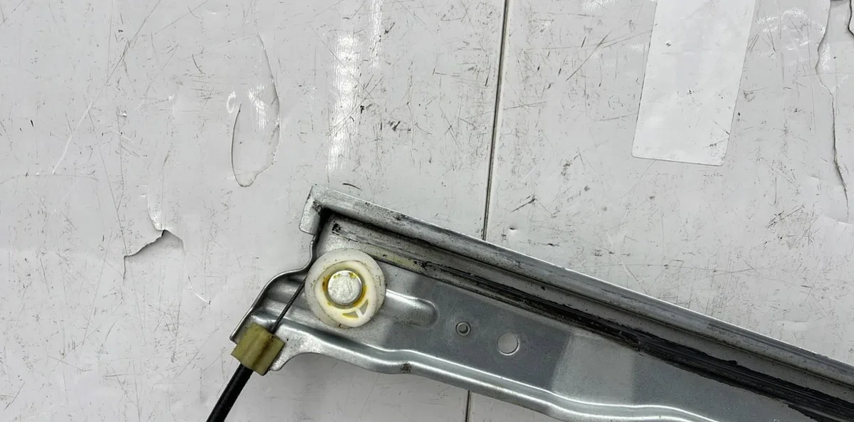 Mecanisme  moteur lève-glace avant droit CITROEN C4 1 PHASE 1 occasion