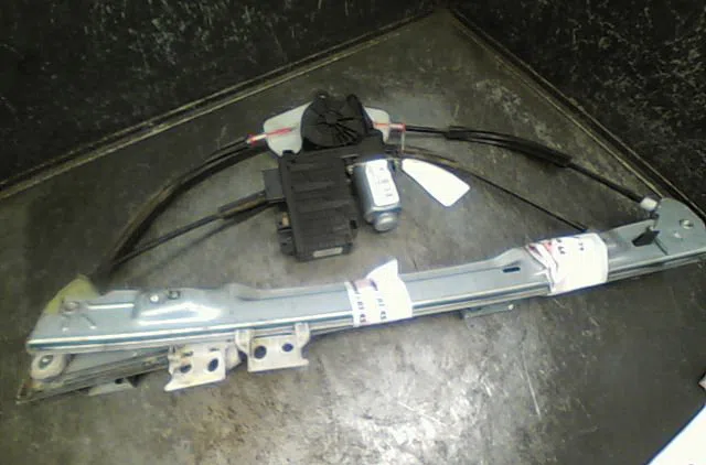 Mecanisme  moteur lève-glace avant droit Citroën C4 GRAND PICASSO I (UA_) 1.6 hdi (2006-2011) 5 portes occasion