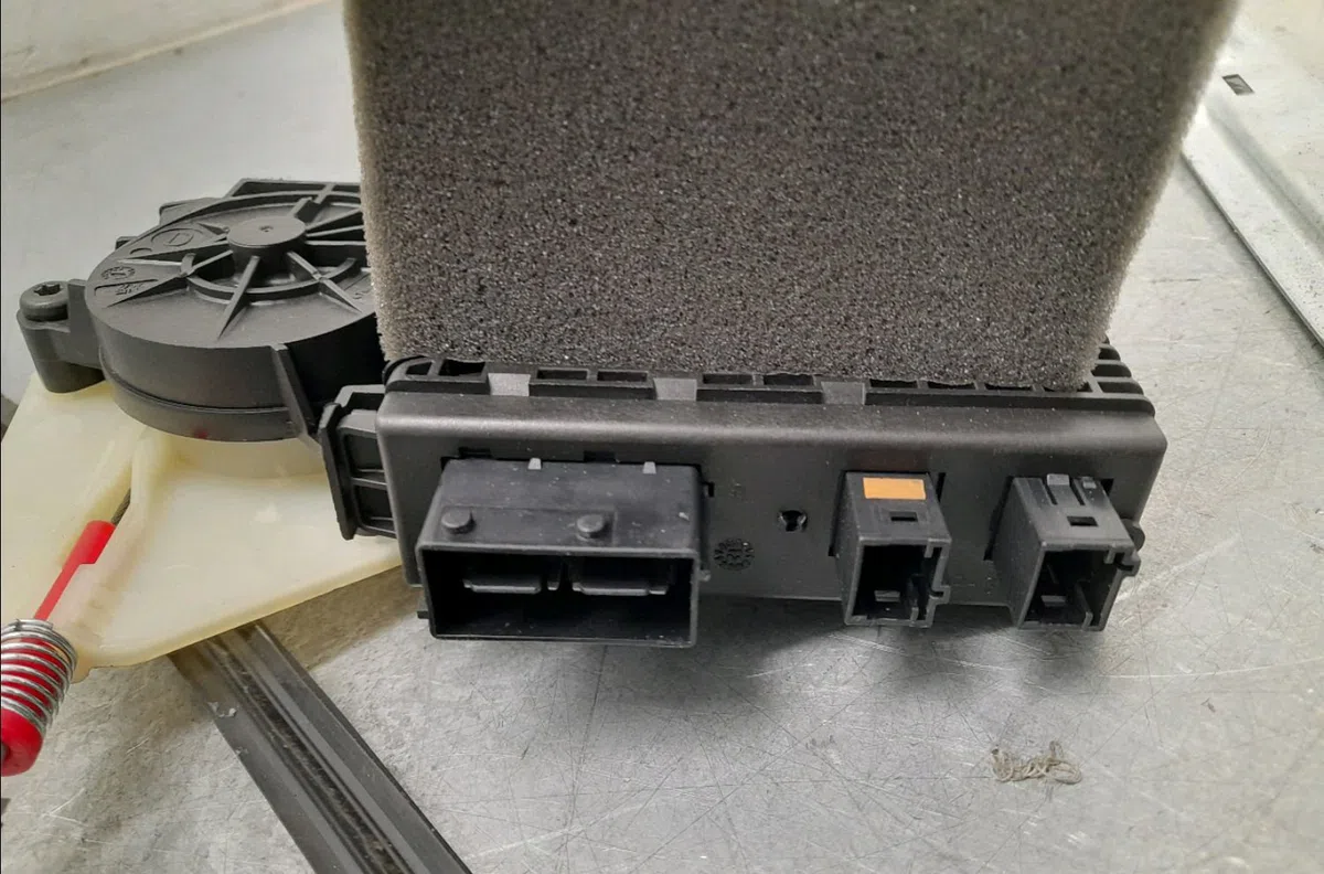 Mecanisme  moteur lève-glace avant droit Citroen C4 GRAND PICASSO I (UA_) 2.0 hdi 150 (2009-2013) occasion